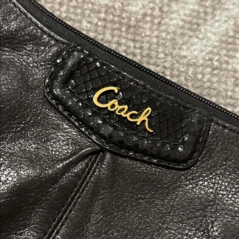 Black Leather Crossbody Bag - Picture 7 of 8